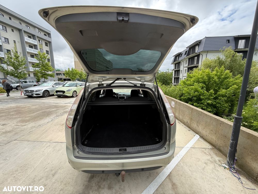 Ford Focus 1.8 Silver Magic - 9