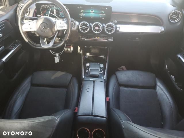 Mercedes-Benz GLB 250 4-Matic Progressive 8G-DCT - 9