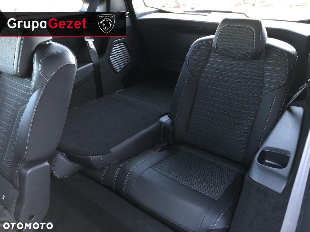 Peugeot 5008 - 11