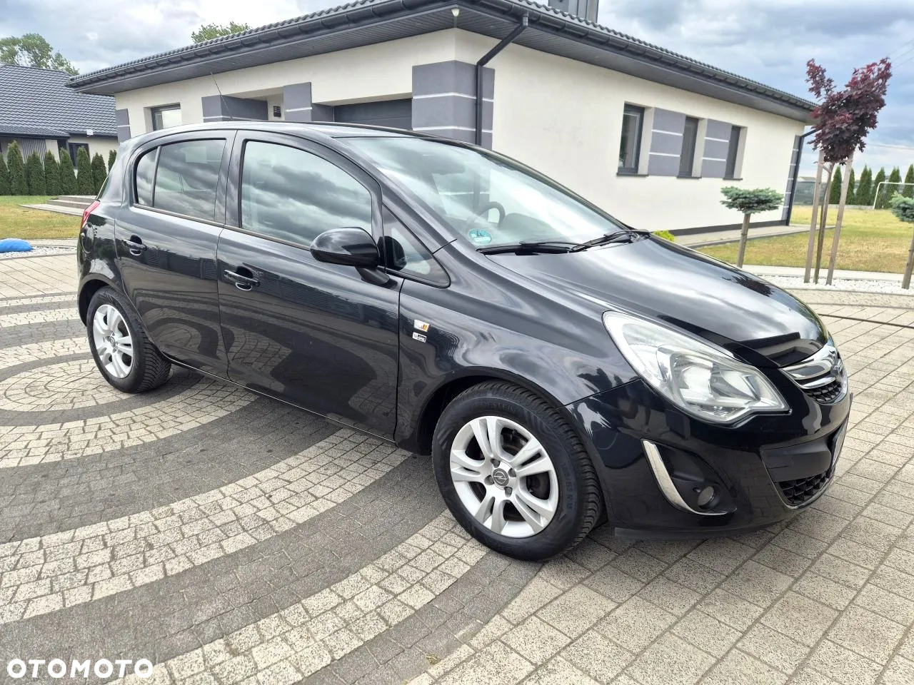 Opel Corsa 1.4 16V 150 Jahre - 3