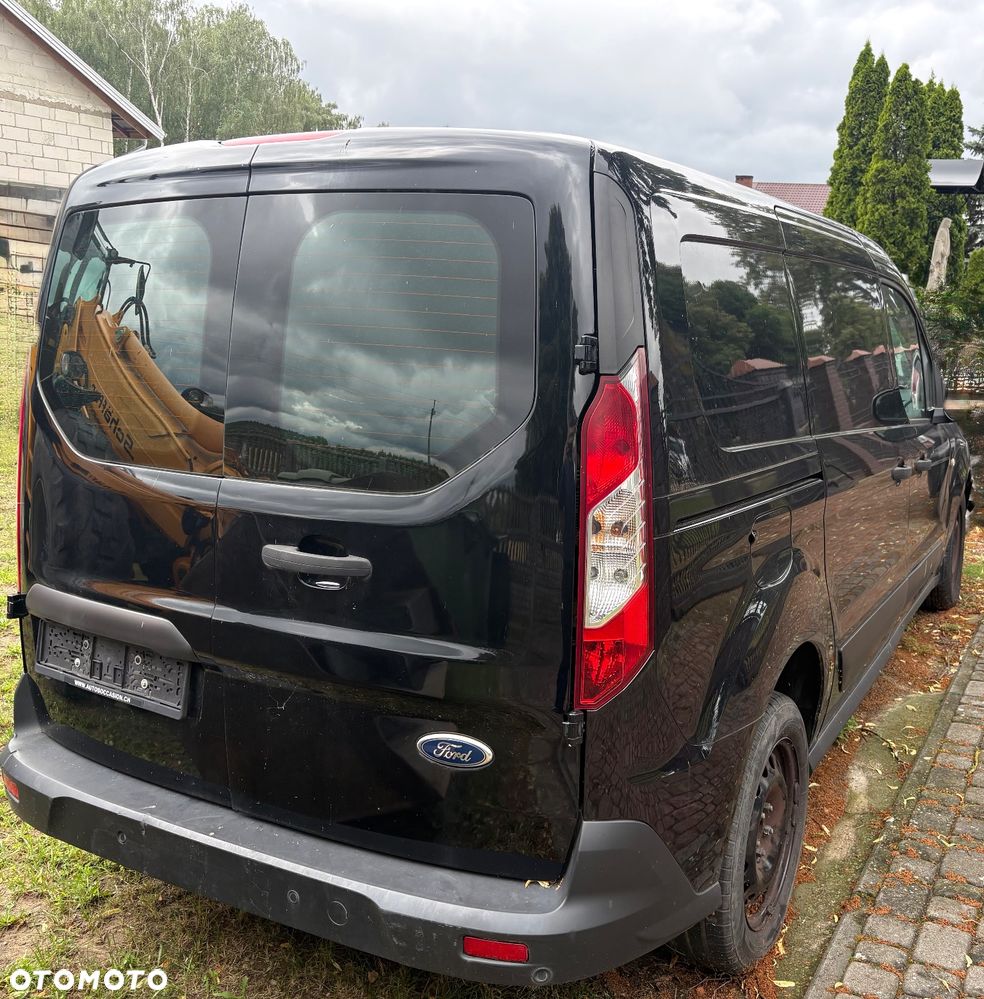 Ford Transit Courier - 4