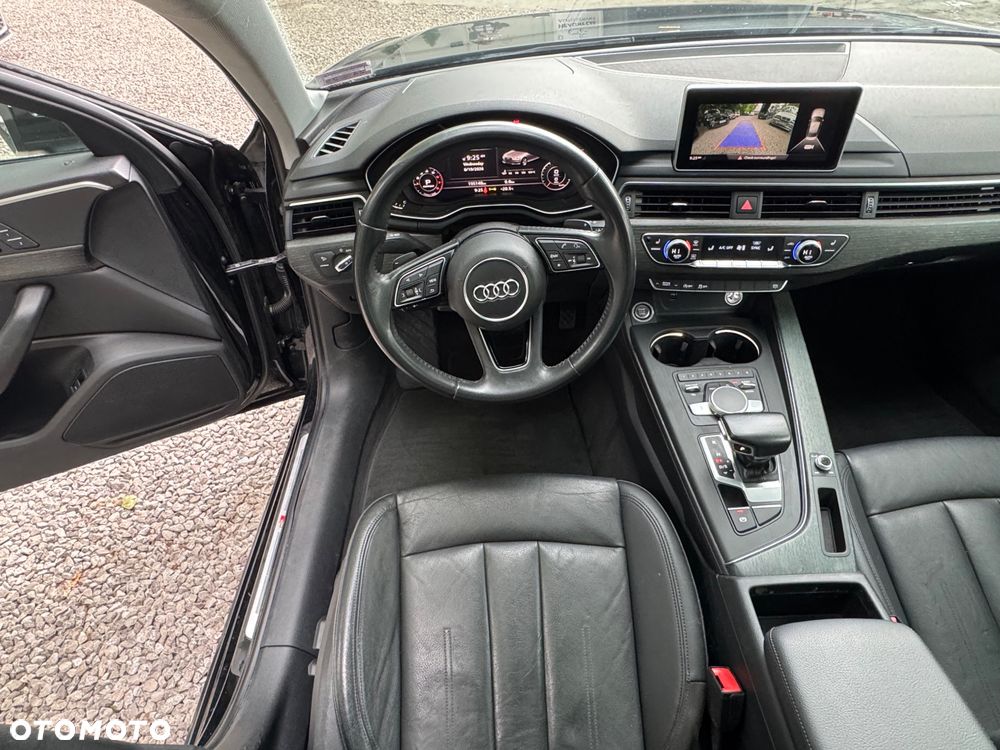 Audi A4 Limousine 2.0 TFSI ultra S tronic - 19