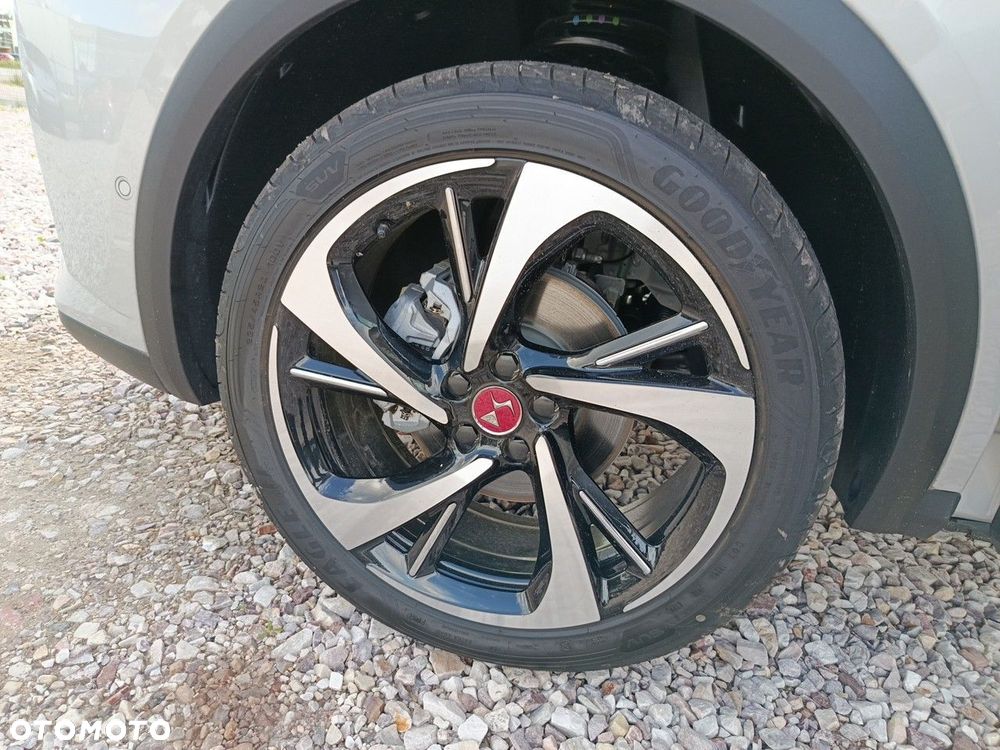 DS Automobiles DS 7 Crossback - 11