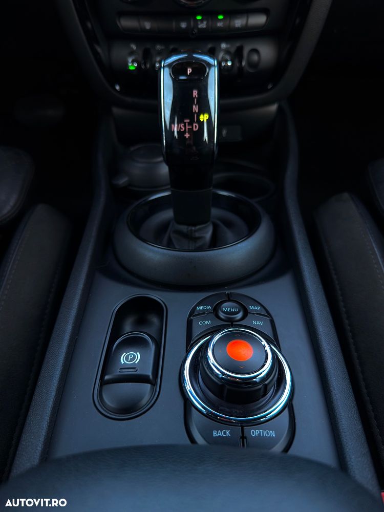 Mini Clubman Cooper D AT - 28