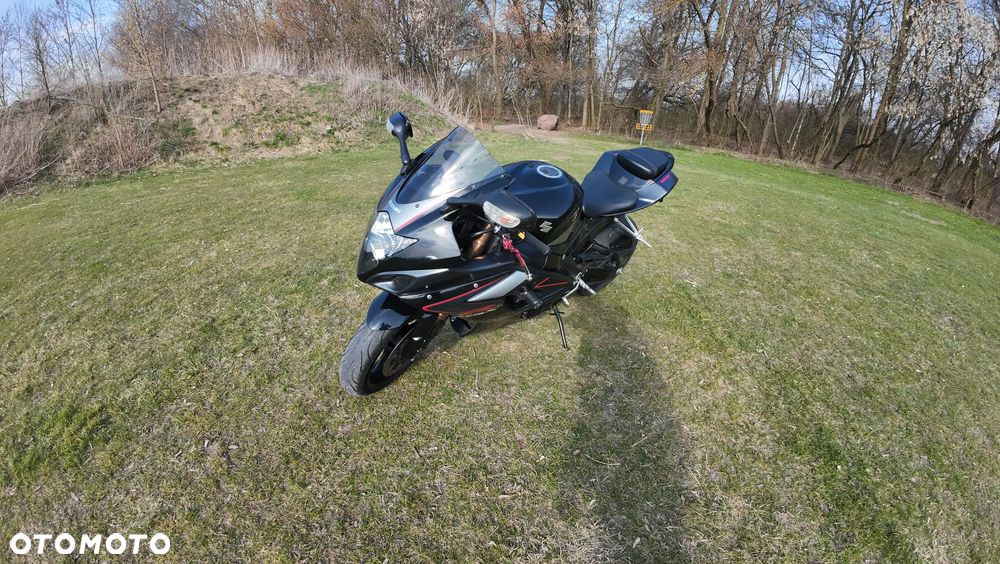 Suzuki GSX-R - 8