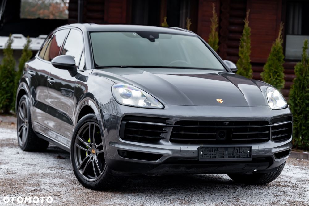 Porsche Cayenne S E-Hybrid - 4
