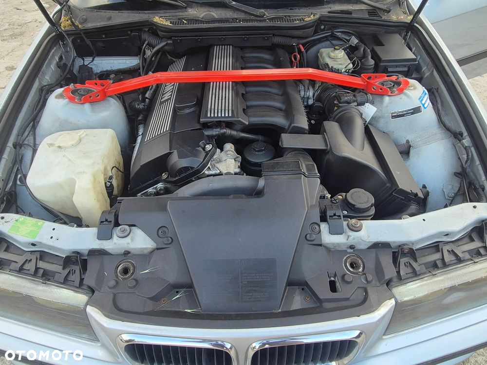 BMW Seria 3 - 27