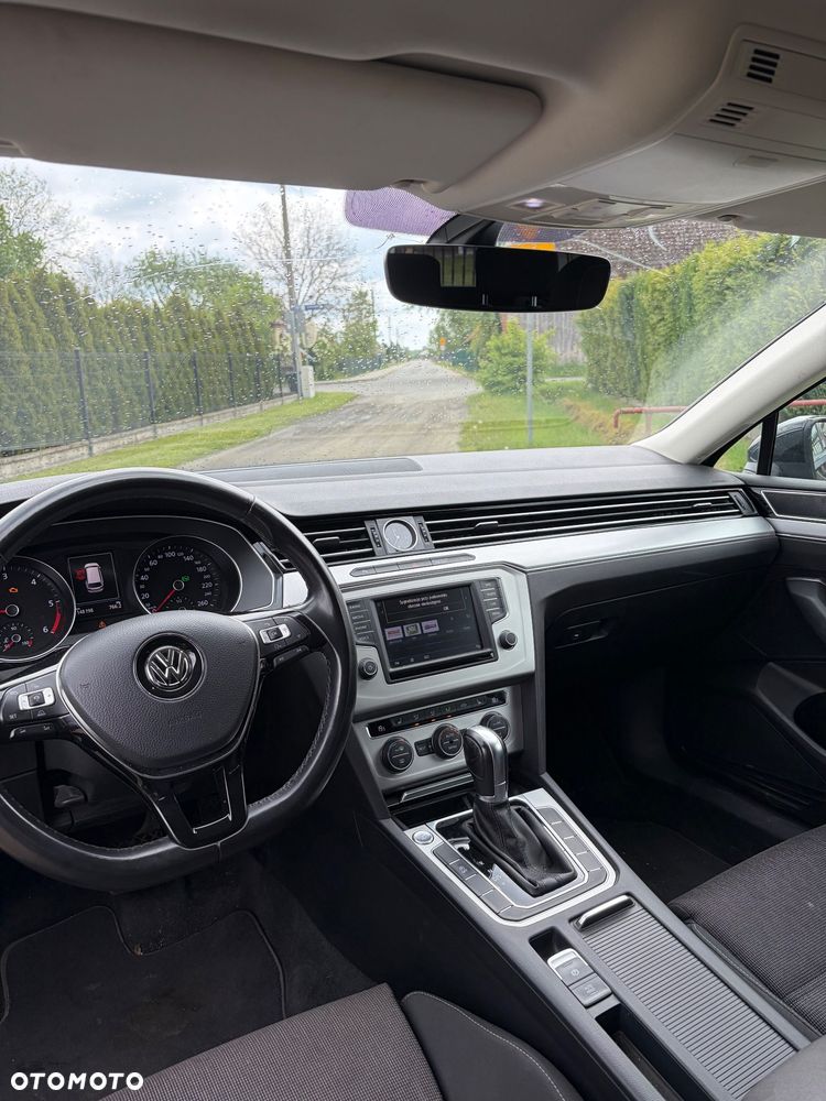 Volkswagen Passat 2.0 TDI SCR DSG Highline - 17