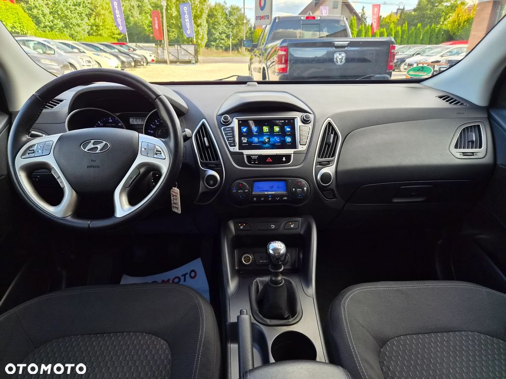 Hyundai ix35 1.7 CRDi 2WD Fifa World Cup Edition - 30