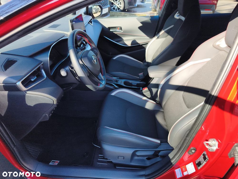 Toyota Corolla 2.0 Hybrid GR Sport Dynamic - 15