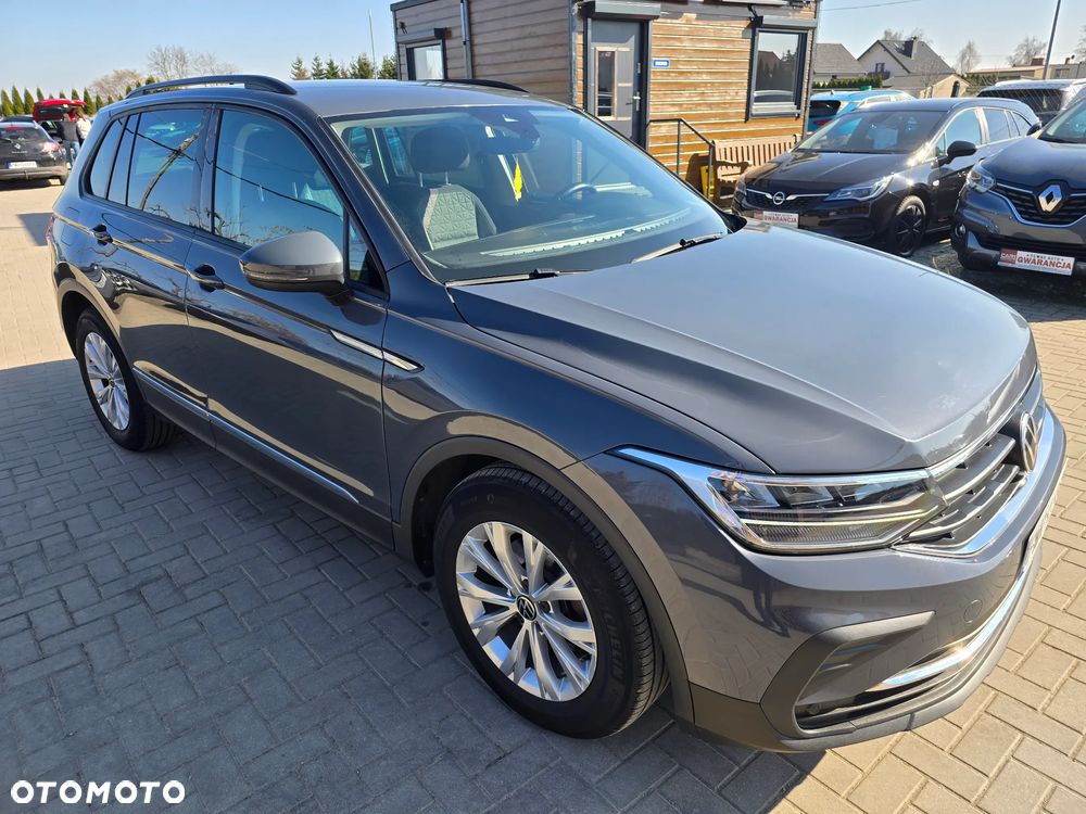Volkswagen Tiguan - 2