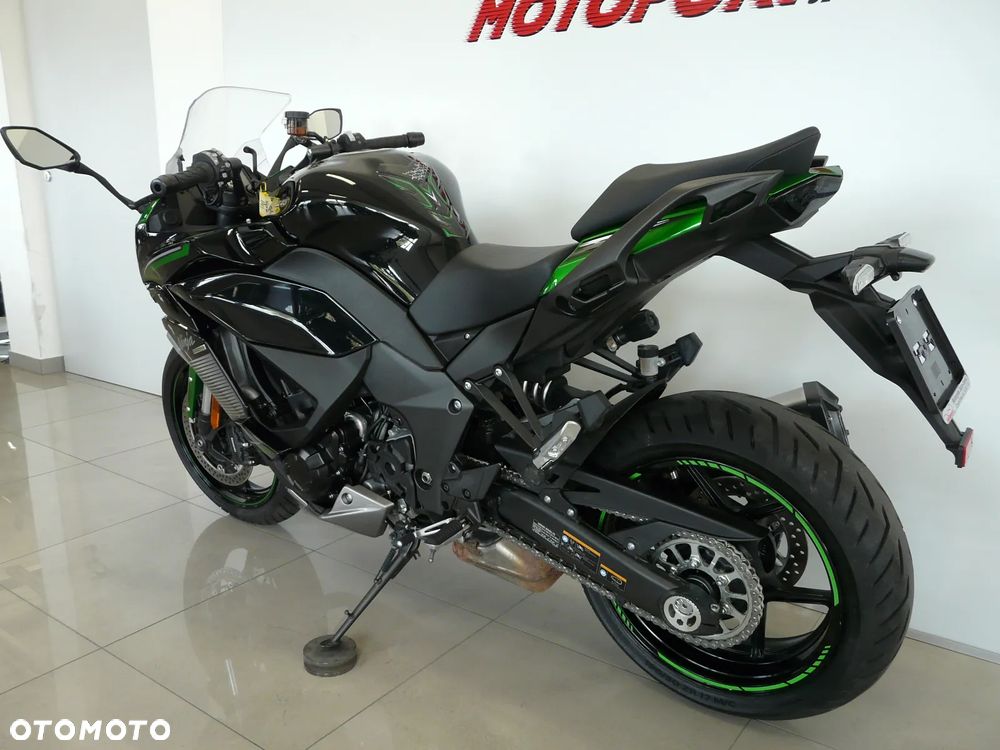 Kawasaki Ninja 1000 SX - 4
