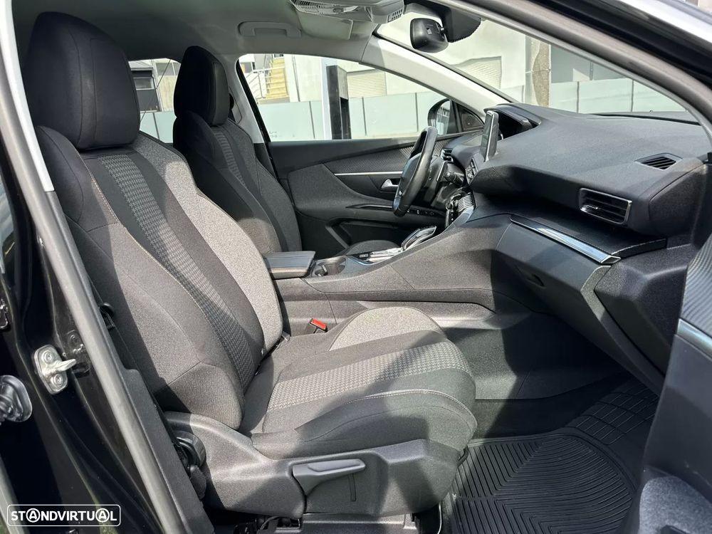 Peugeot 3008 1.5 BlueHDi Allure Pack EAT8 - 45
