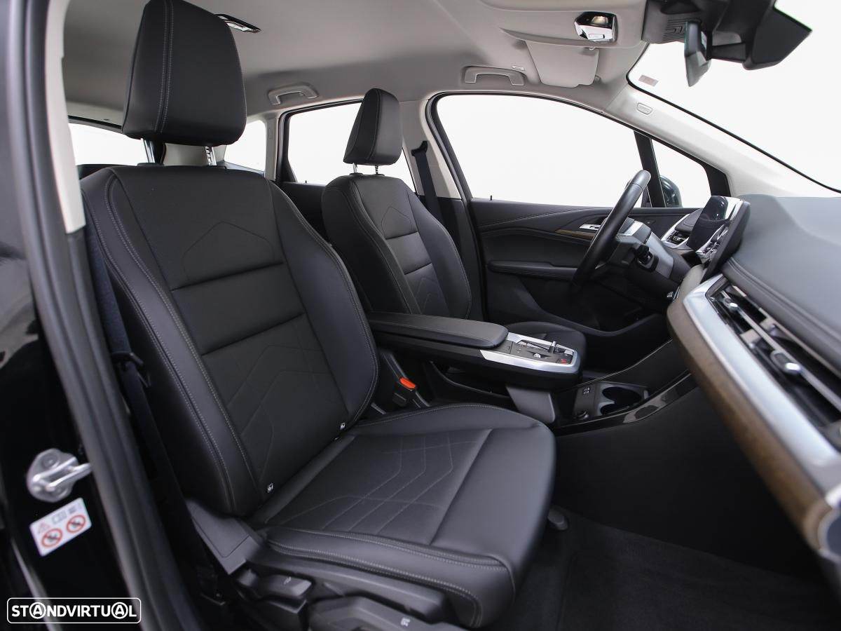 BMW 218 Active Tourer i Aut. Luxury Line - 11