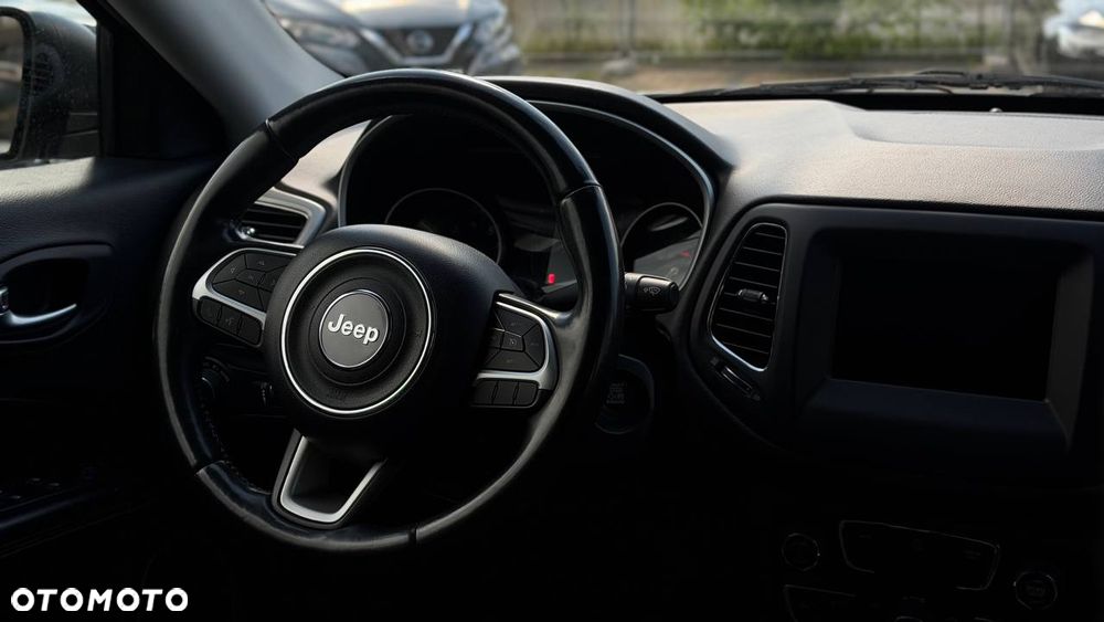 Jeep Compass - 13