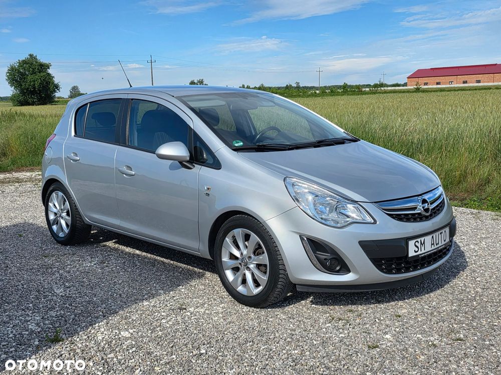 Opel Corsa 1.4 16V Cosmo - 5