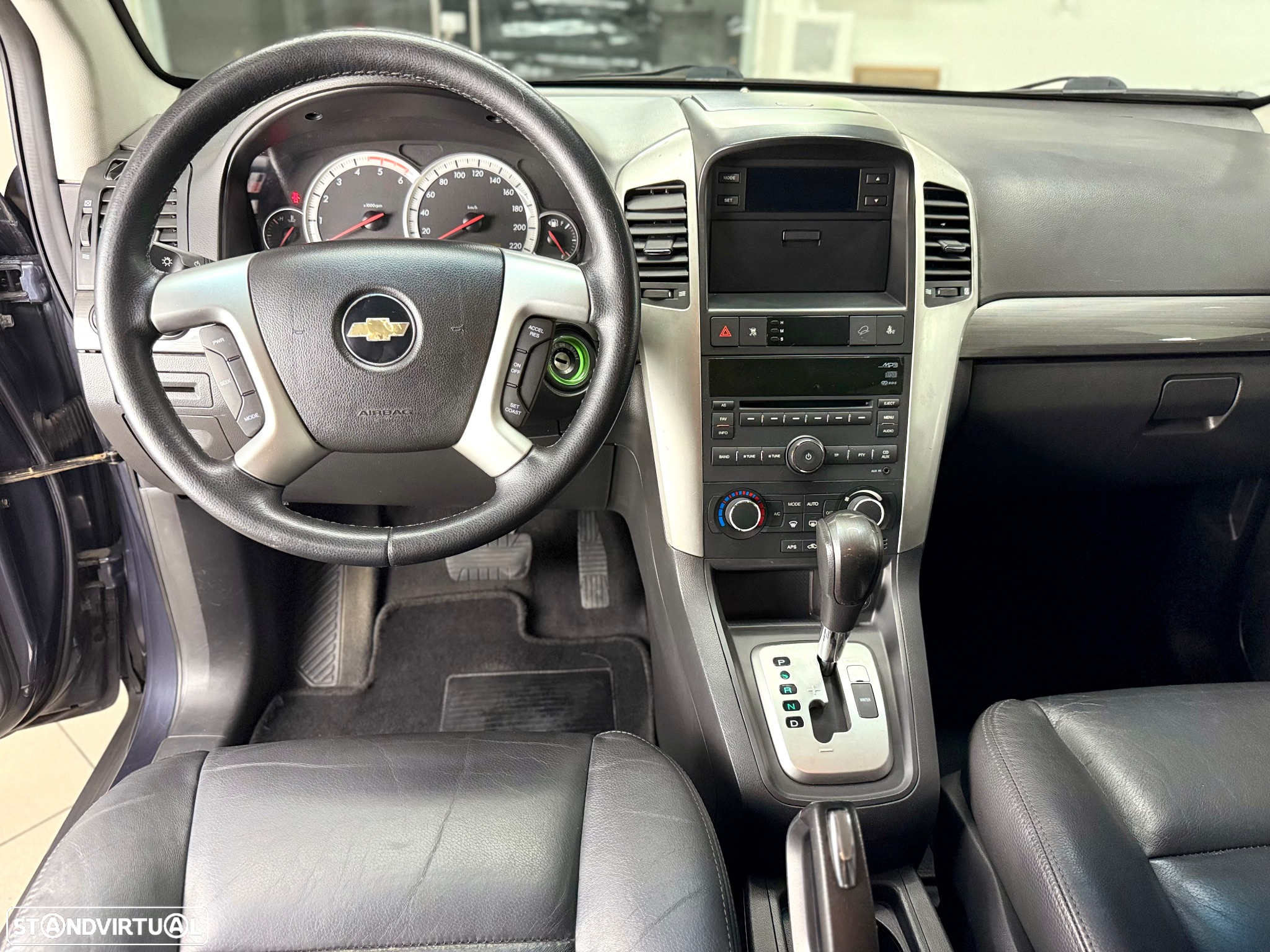 Chevrolet Captiva 2.0 VCDi LT 7L Aut. - 17