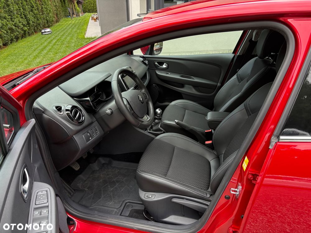 Renault Clio - 9