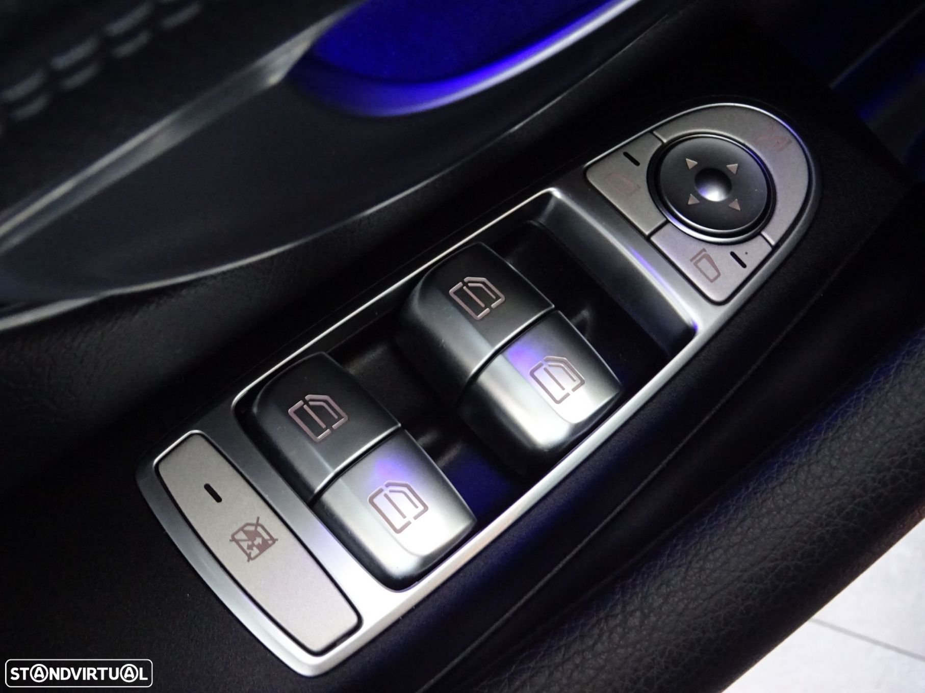 Mercedes-Benz E 220 d AMG Line 7L - 18