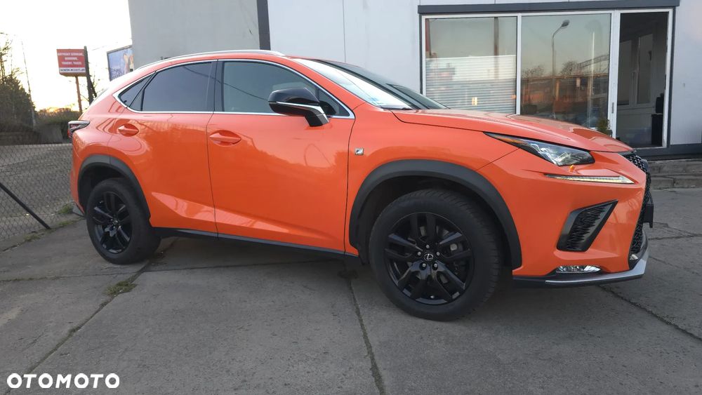 Lexus NX 300 F Sport AWD - 8