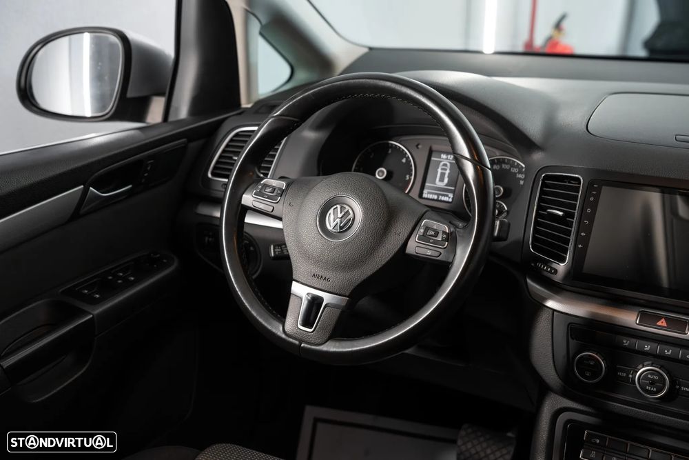 VW Sharan 2.0 TDI Confortline DSG - 18
