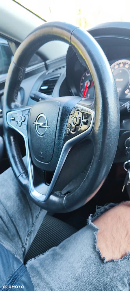 Opel Insignia - 24