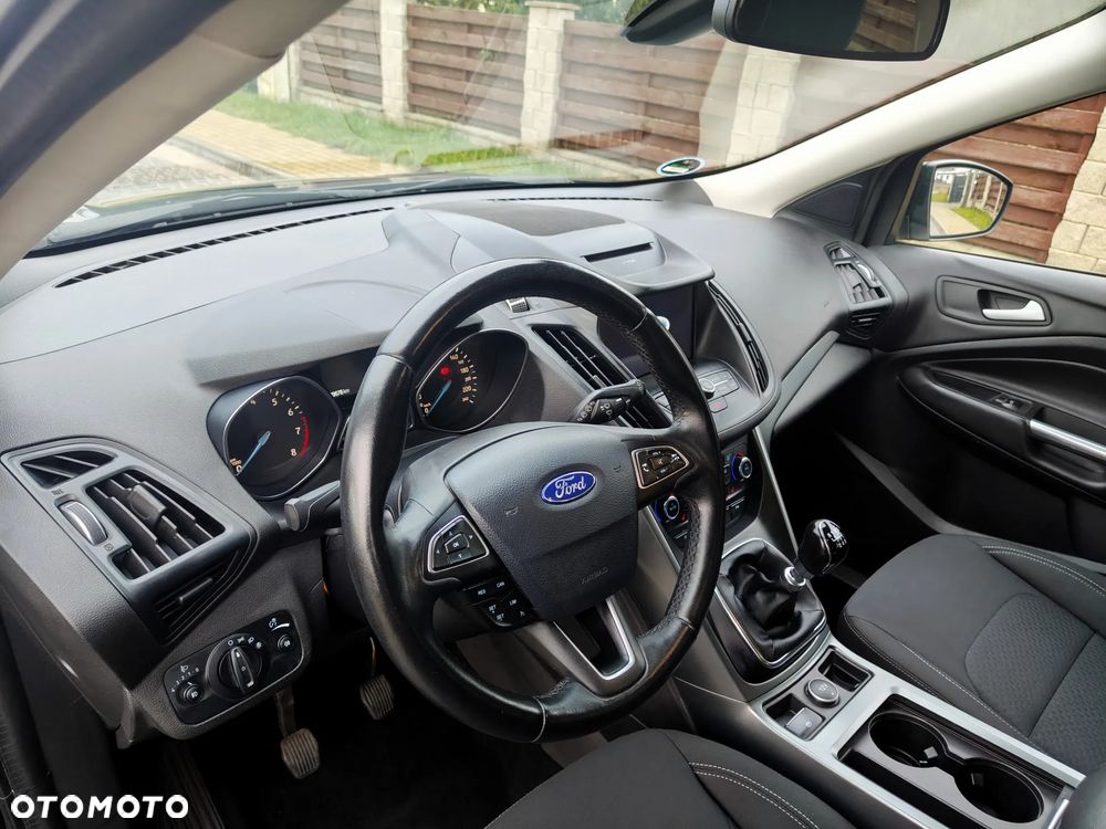 Ford Kuga - 15