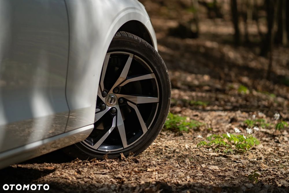 Volvo S60 T5 Momentum Pro - 5