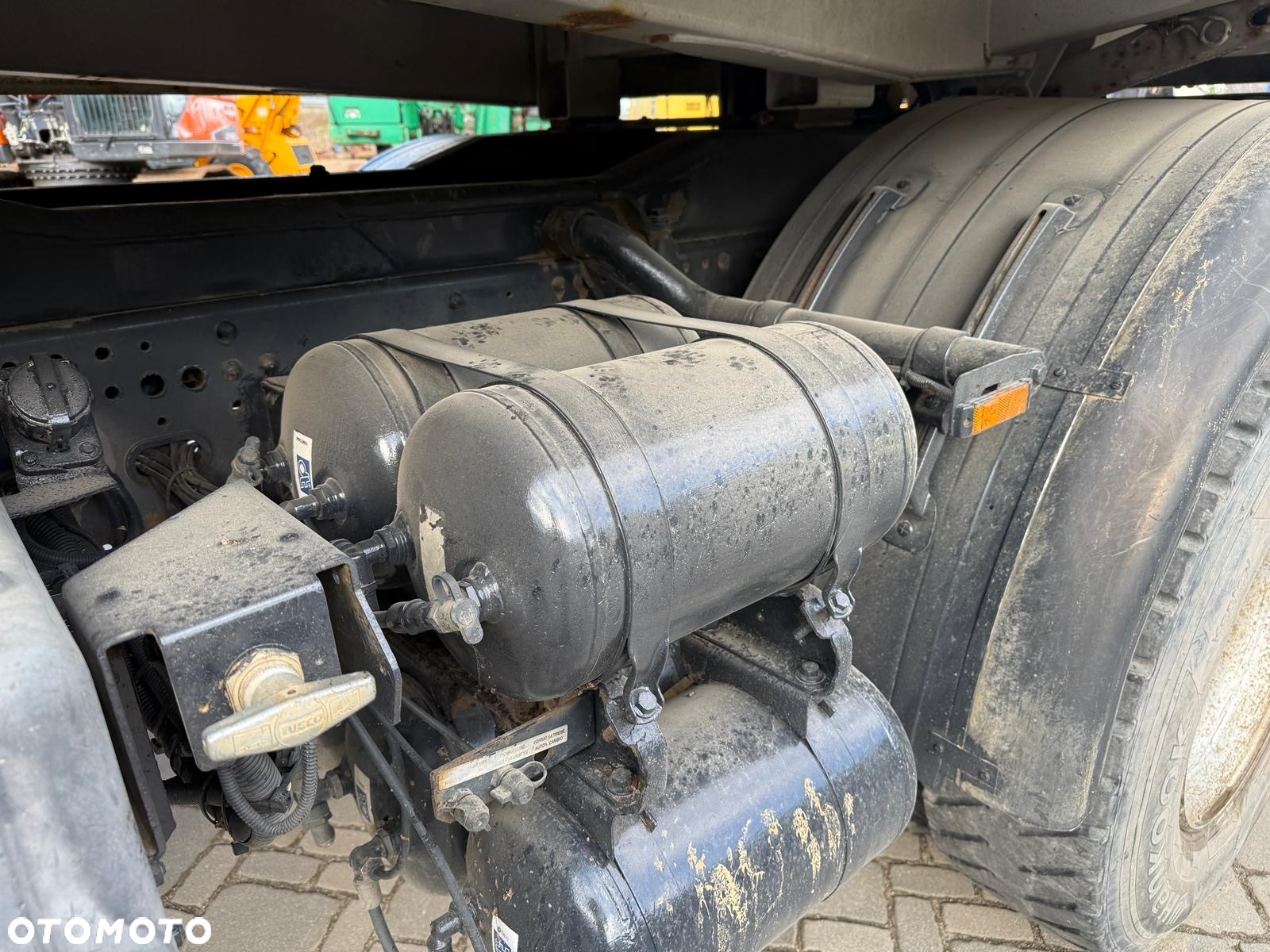 Iveco 450 TRACKER - 14