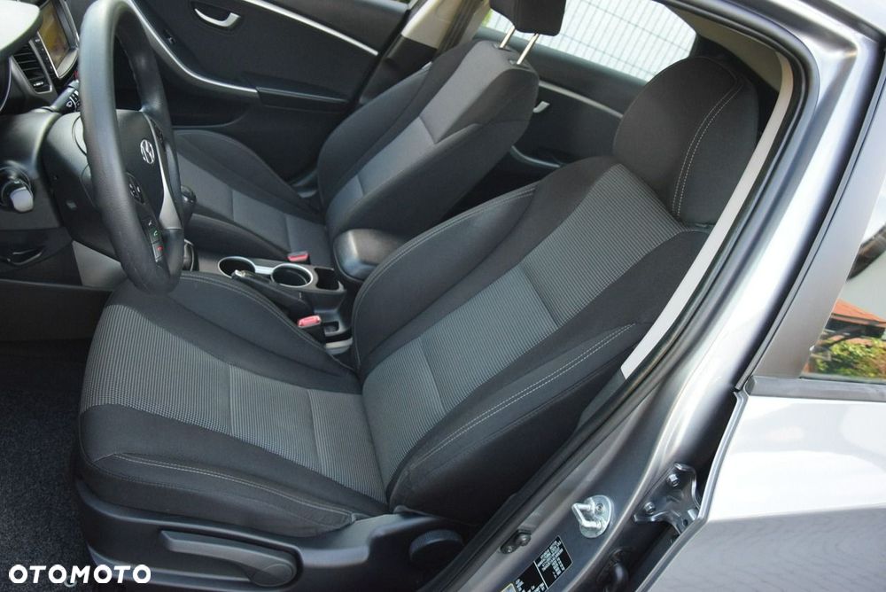 Hyundai i30 1.4 Classic - 28