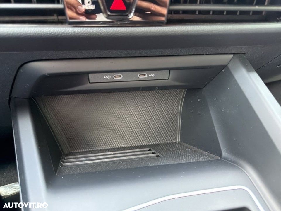 Volkswagen Golf - 17