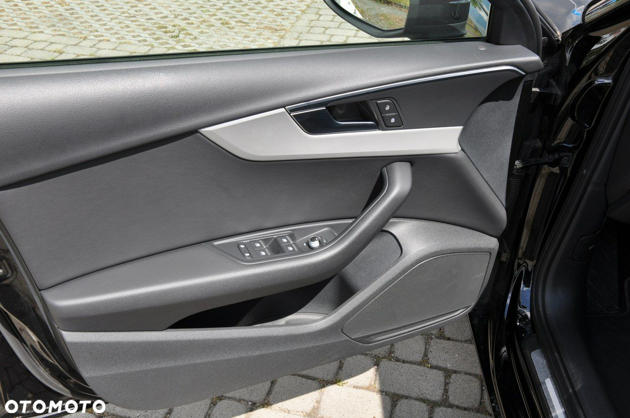 Audi A4 Avant 40 TDI quattro S tronic - 7