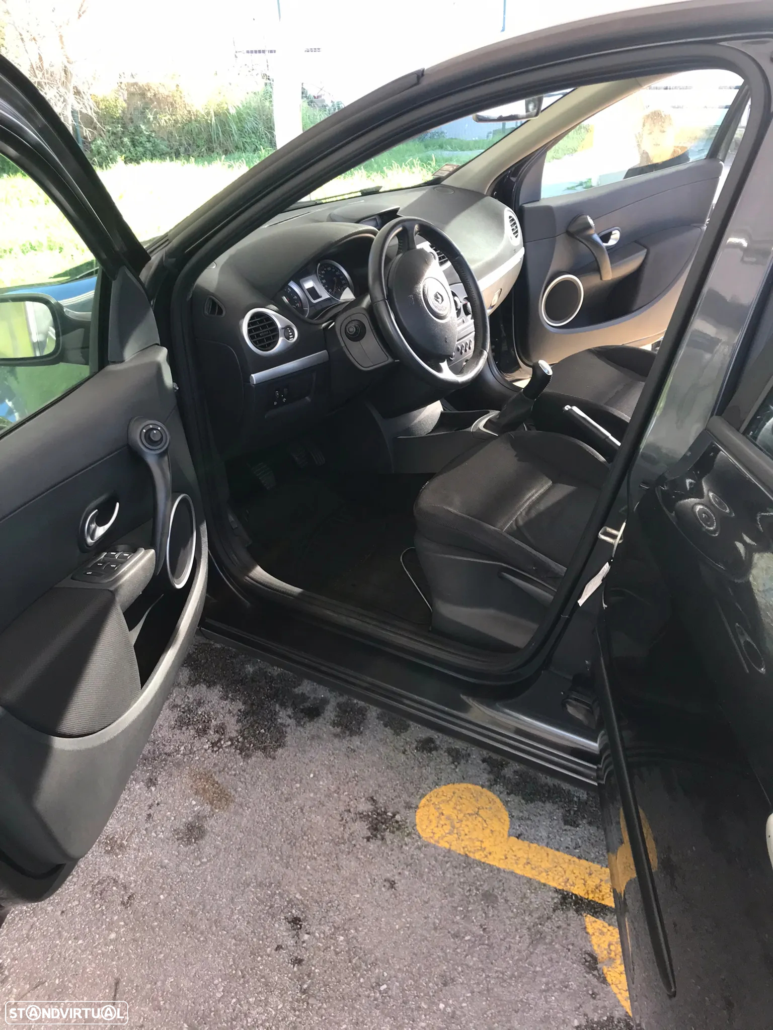 Renault Clio - 9