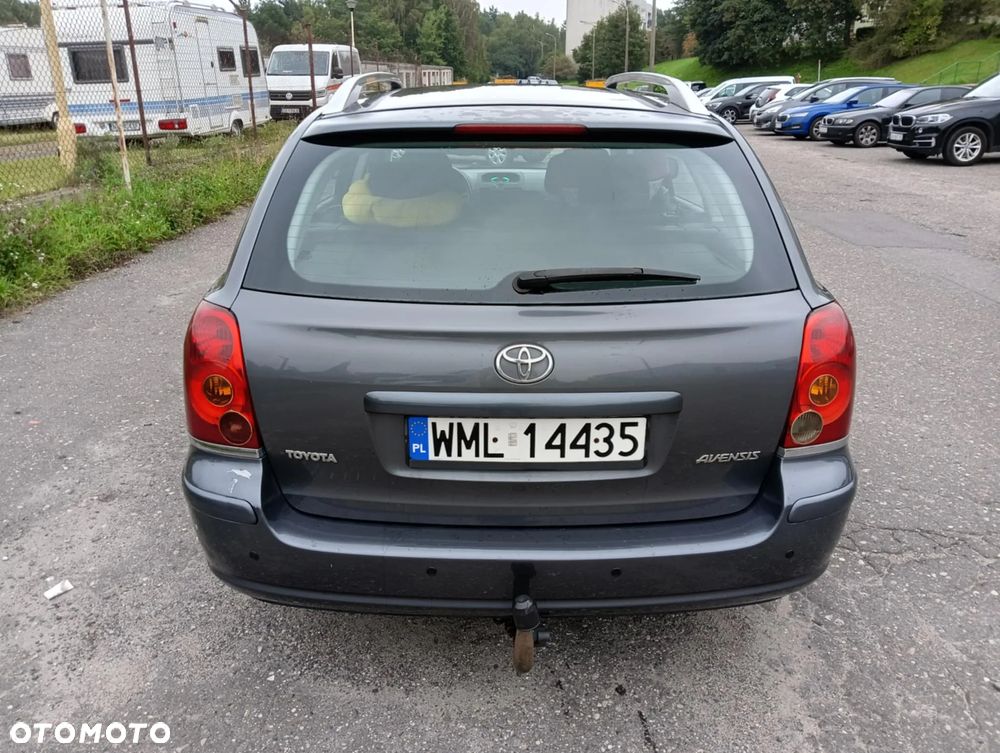 Toyota Avensis 2.0 VVT-i Prestige - 6