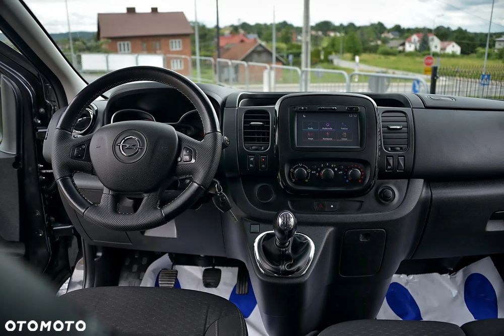 Opel Vivaro - 35