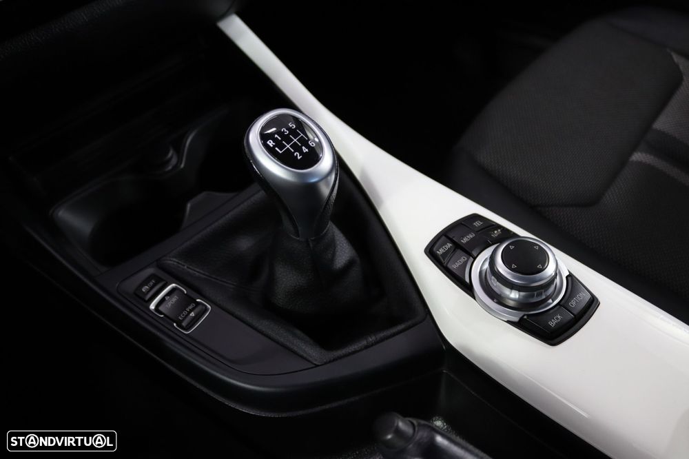 BMW 116 i Urban Line - 13