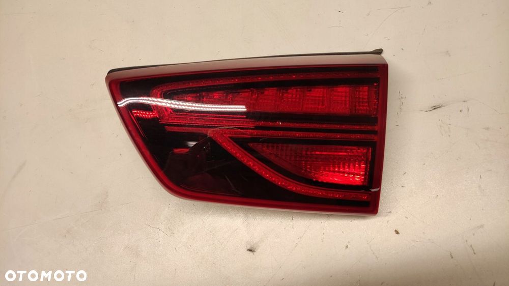 KIA NIRO LIFT LAMPA LED W KLAPĘ PRAWA PRAWY TYŁ TYLNA 19-21 92404G5500 - 1