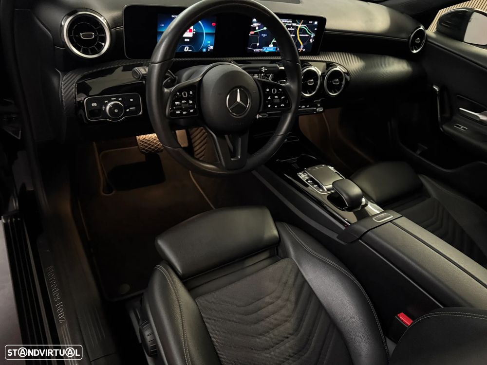 Mercedes-Benz A 180 d Style Plus Aut. - 29