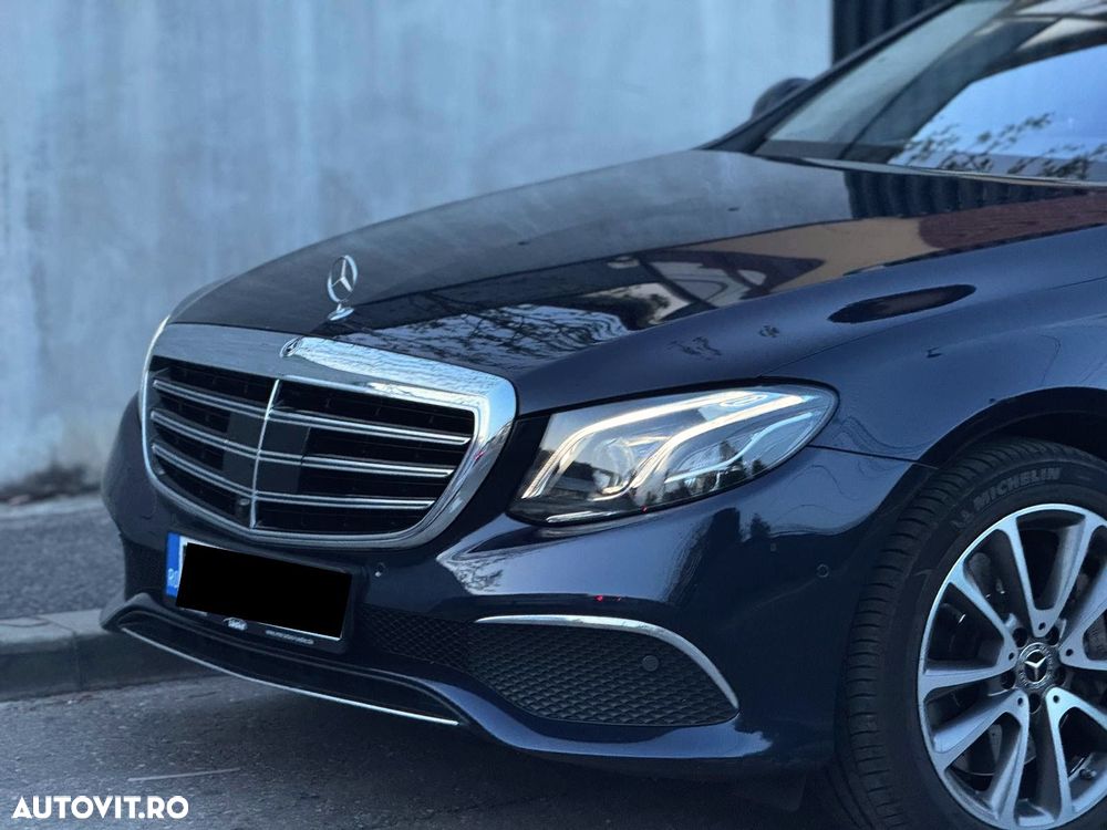 Mercedes-Benz E 350 9G-TRONIC Exclusive - 4