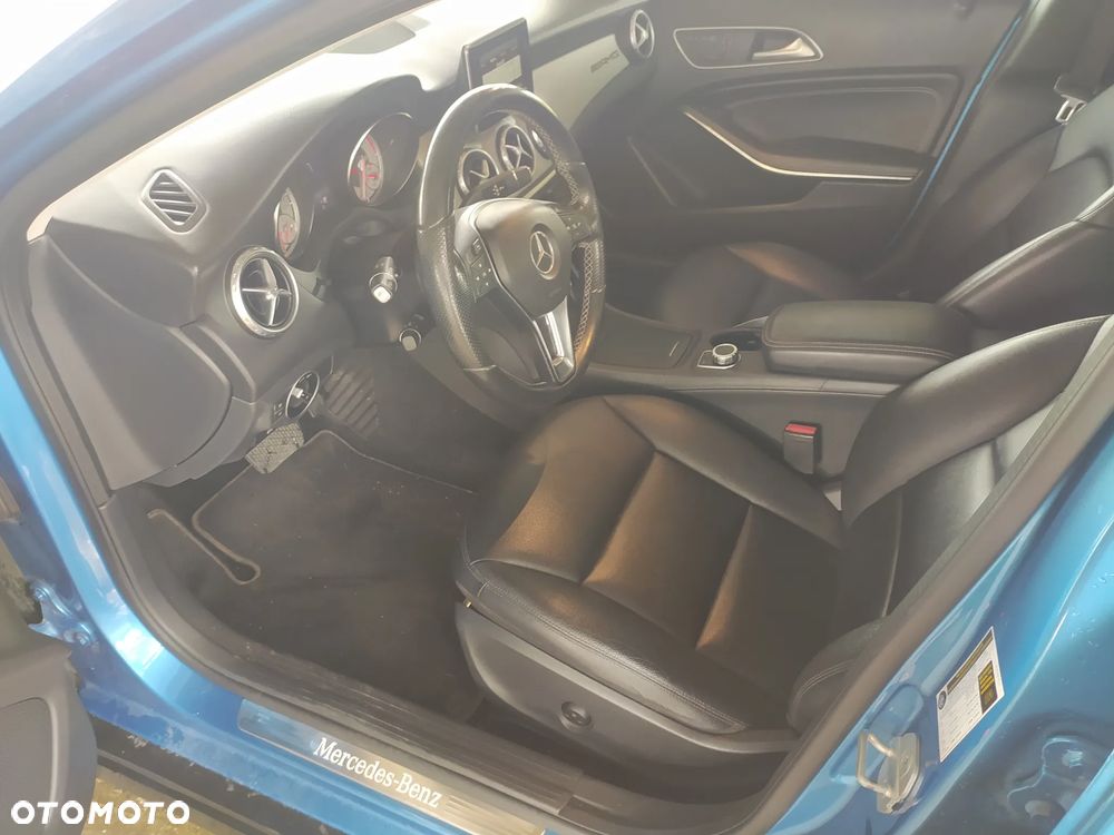 Mercedes-Benz GLA 250 4Matic 7G-DCT SCORE - 7