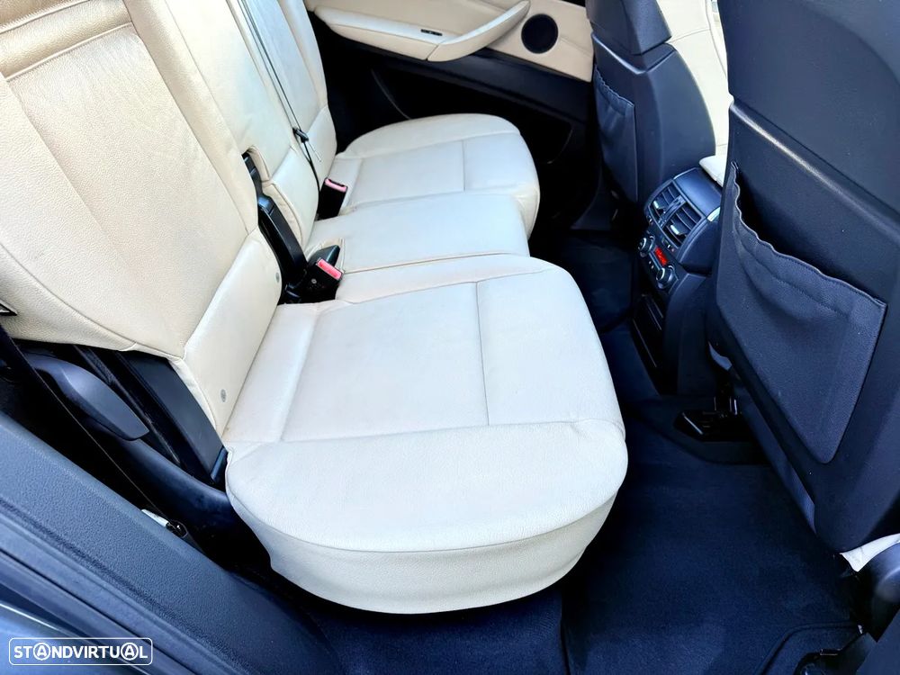 BMW X5 40 d xDrive - 29