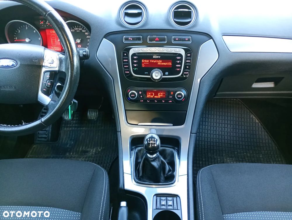 Ford Mondeo 2.0 TDCi Trend - 28