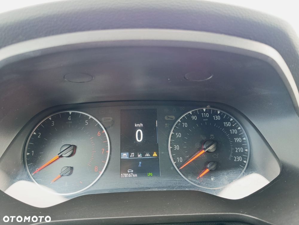 Renault Captur 1.0 TCe Intens - 20