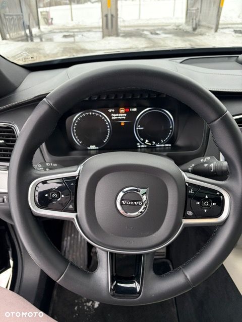 Volvo XC 90 - 7