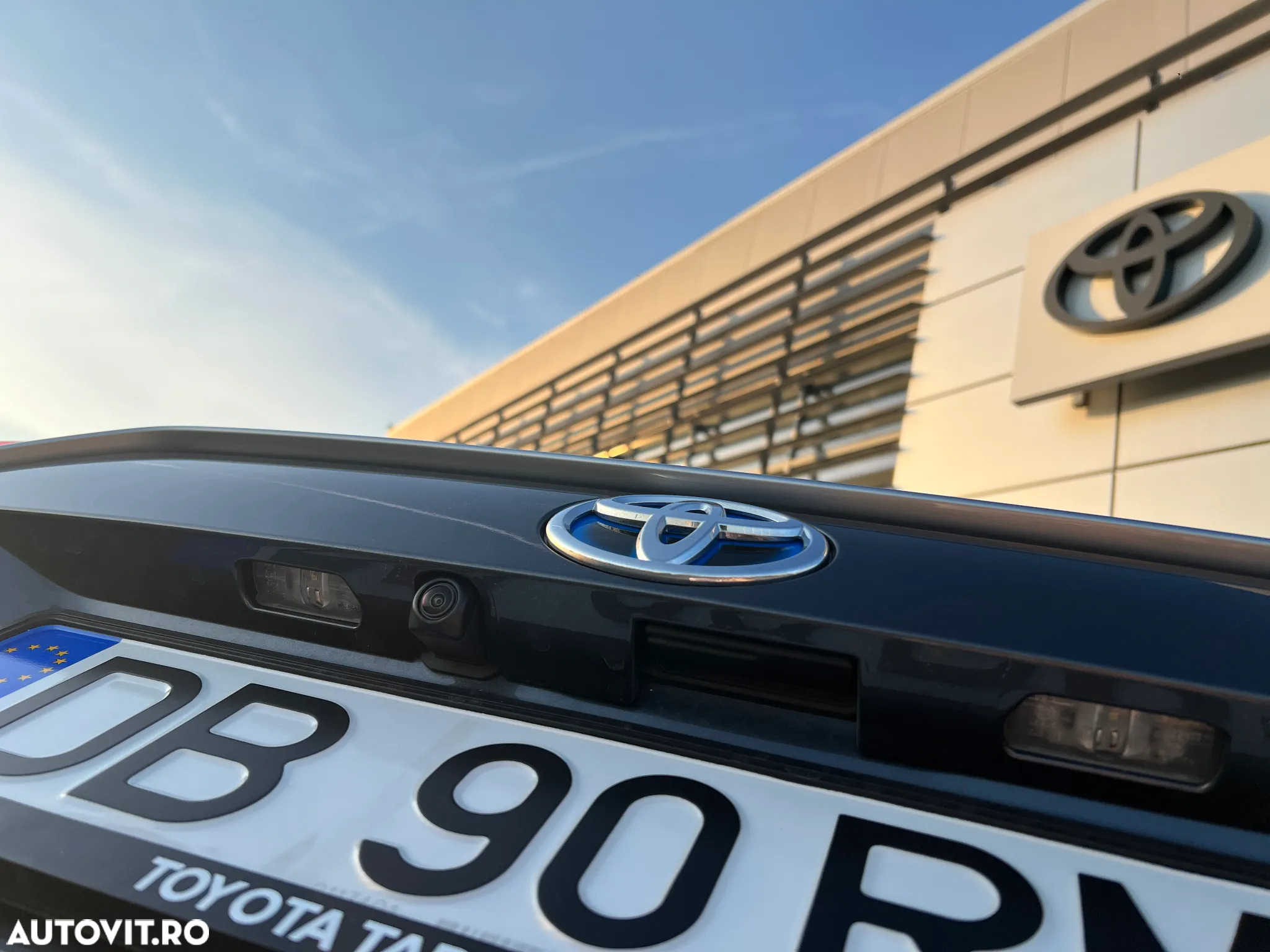 Toyota RAV4 - 14
