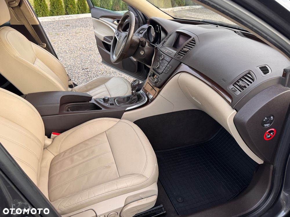 Opel Insignia - 19