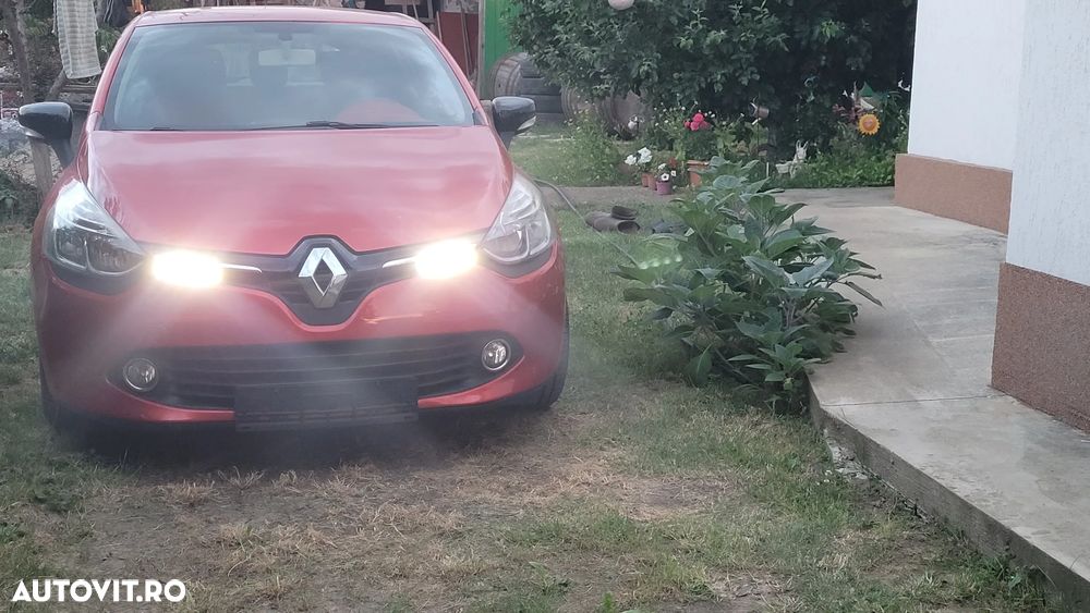 RENAULT Clio 2012 — imagine 8