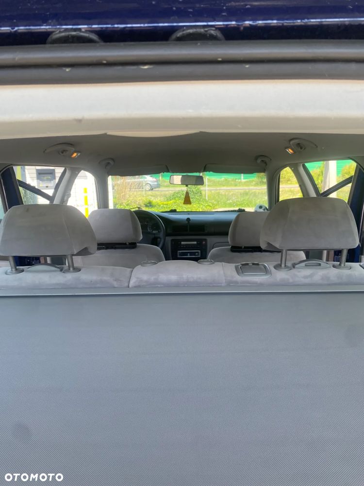 Volkswagen Passat Variant - 17