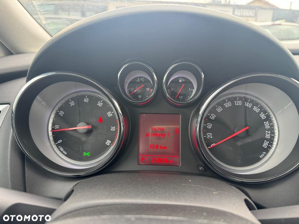 Opel Astra 1.4 T Enjoy - 23