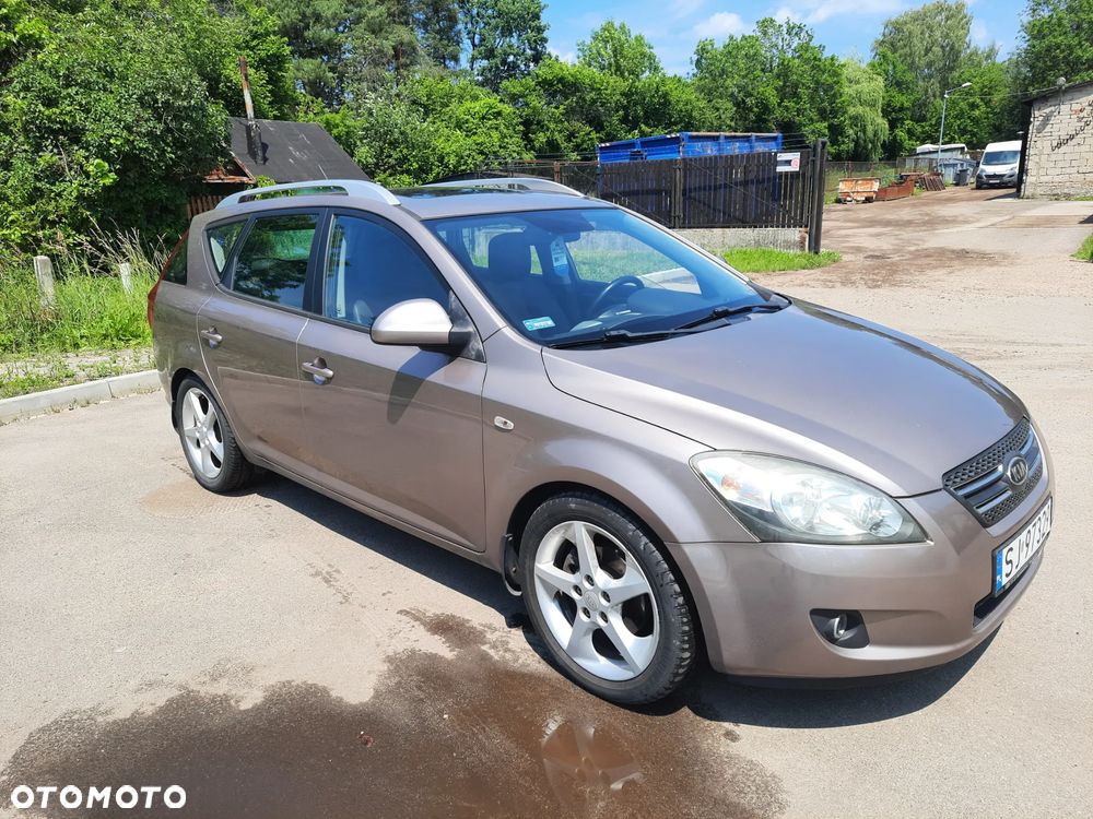 Kia Ceed 2.0 crdi Optimum + - 15